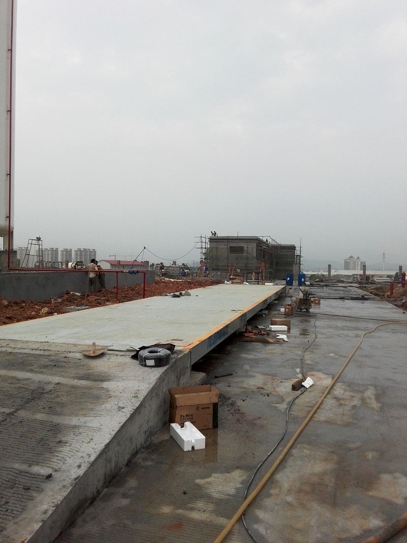 常德路桥建设集团有限公司3×12米地磅
